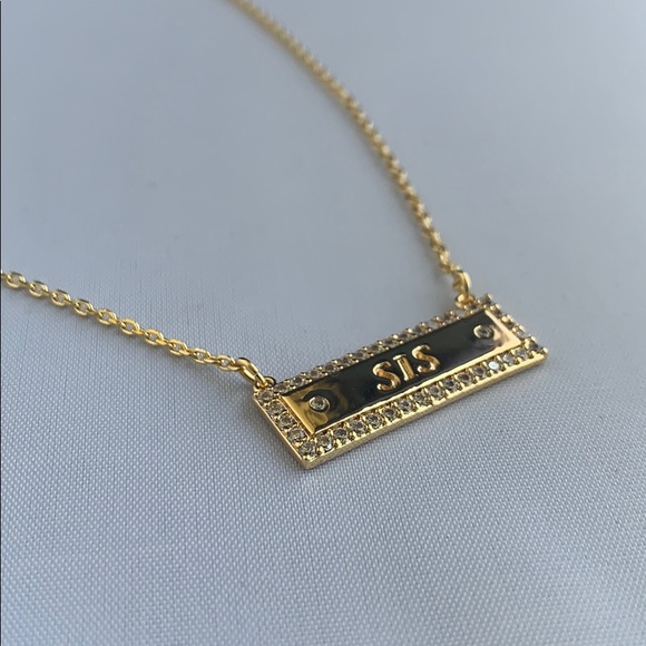 “SIS” BAR NECKLACE!! - Picture 2 of 7